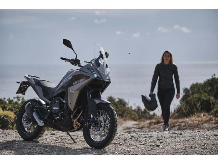 MOTO MORINI X-CAPE 649 ROUES BATONS