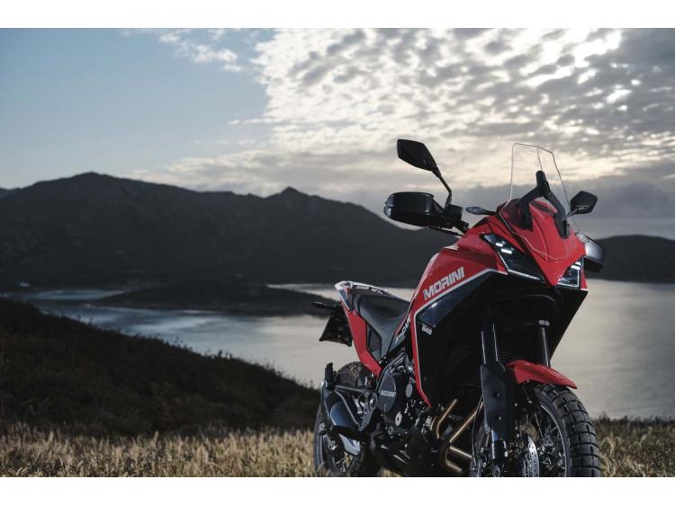 MOTO MORINI X-CAPE 649 ROUES BATONS