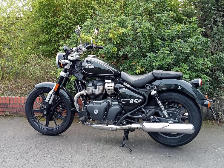 ROYAL ENFIELD SUPER METEOR 650