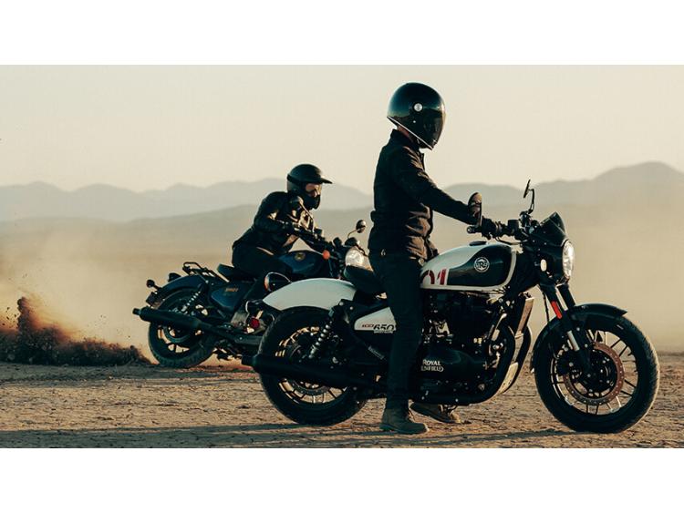 ROYAL ENFIELD SHOTGUN 650 - A2 -