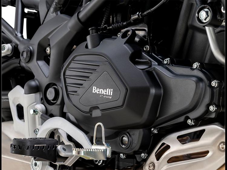 BENELLI TRK 502 E5