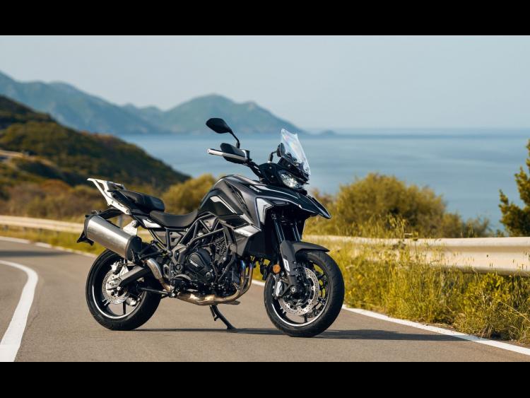 BENELLI TRK 702 E5