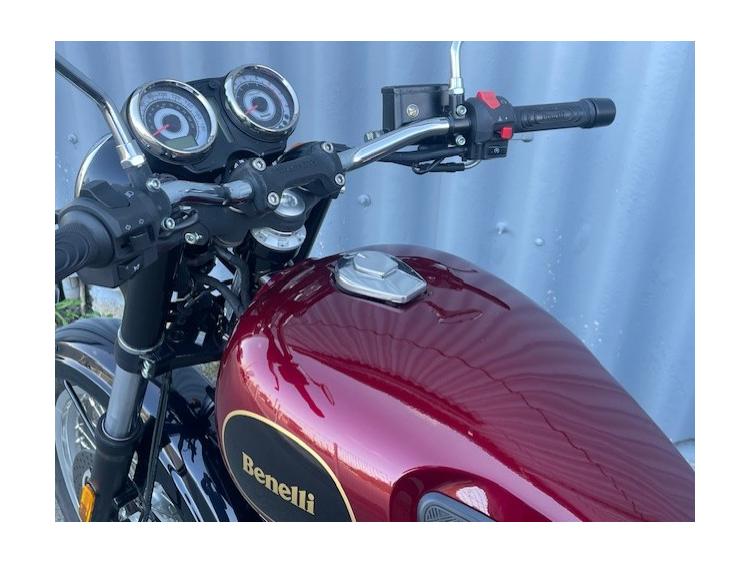 BENELLI IMPERIALE 400