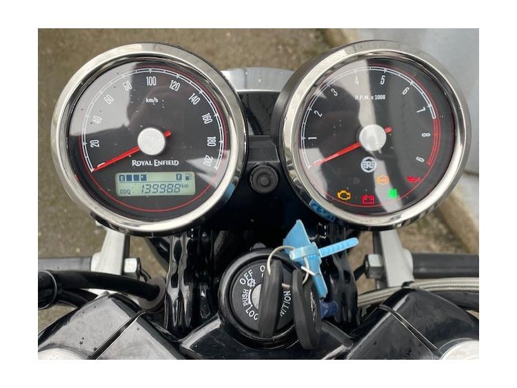 ROYAL ENFIELD INTERCEPTOR