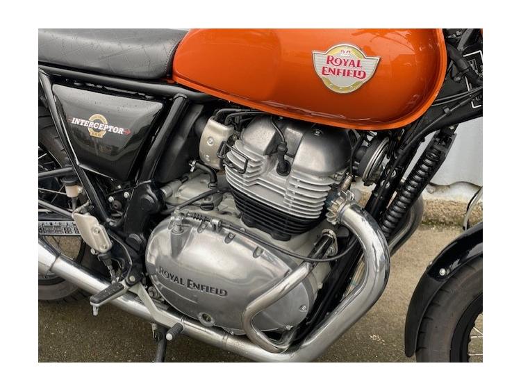 ROYAL ENFIELD INTERCEPTOR